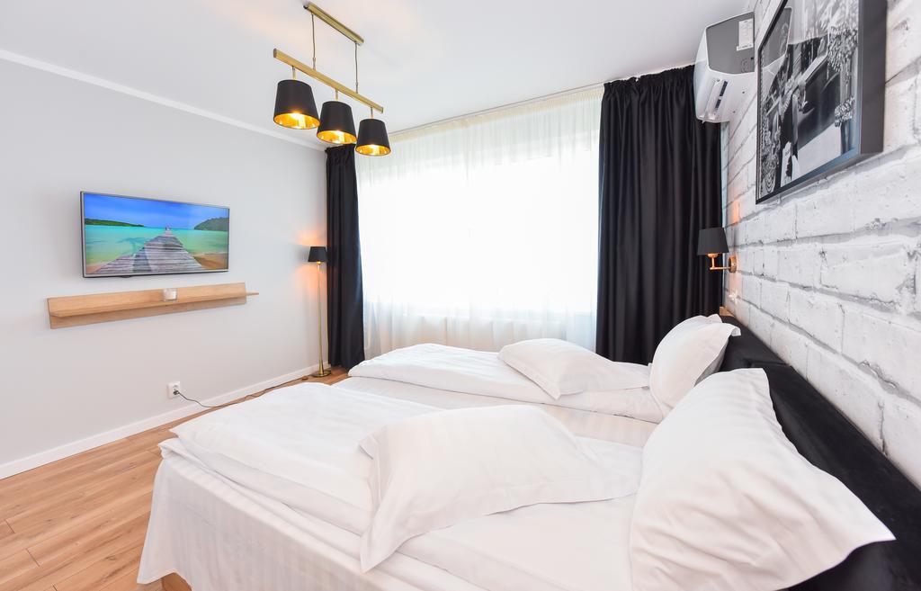 Tower By Grand Accommodation Bucarest Esterno foto